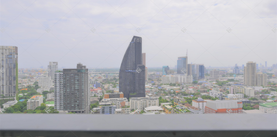 Кондоминиум с 2 спальнями в Бангкоке, Таиланд № 220655