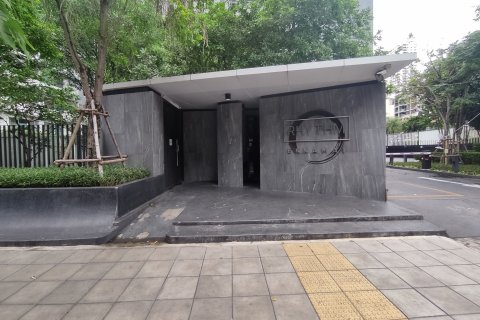 Condo à Watthana, Bangkok, Thaïlande, 2 chambres  № 137462 - photo 2