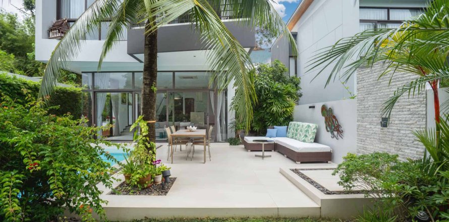 Villa à Rawai, Thaïlande 4 chambres № 166279