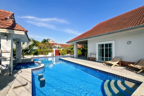 Вилла в Хуа Хине, Таиланд с 2 спальнями № 155758 - фото 6