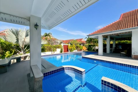 Вилла в Хуа Хине, Таиланд с 2 спальнями № 155758 - фото 9