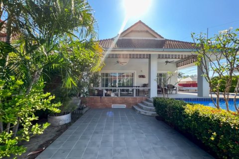 Вилла в Хуа Хине, Таиланд с 2 спальнями № 155758 - фото 2