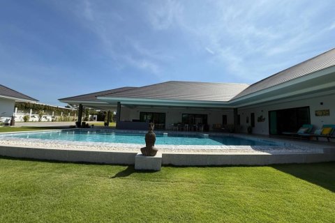 Вилла в Хуа Хине, Таиланд с 6 спальнями № 155760 - фото 2