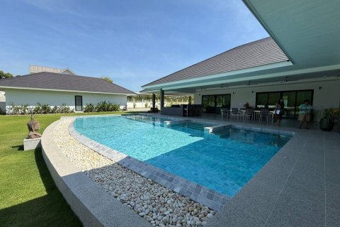 Вилла в Хуа Хине, Таиланд с 6 спальнями № 155760 - фото 6