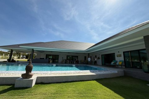 Вилла в Хуа Хине, Таиланд с 6 спальнями № 155760 - фото 5