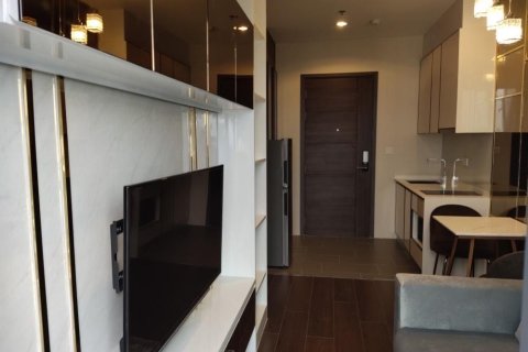 Studio dans le Condo à Watthana, Bangkok, Thaïlande  № 161248 - photo 3