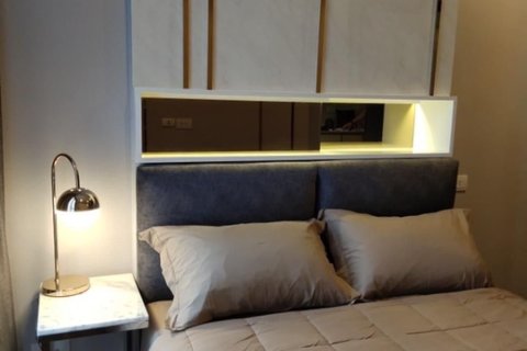 Studio dans le Condo à Watthana, Bangkok, Thaïlande  № 161248 - photo 10