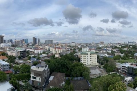 Studio dans le Condo à Watthana, Bangkok, Thaïlande  № 161248 - photo 15