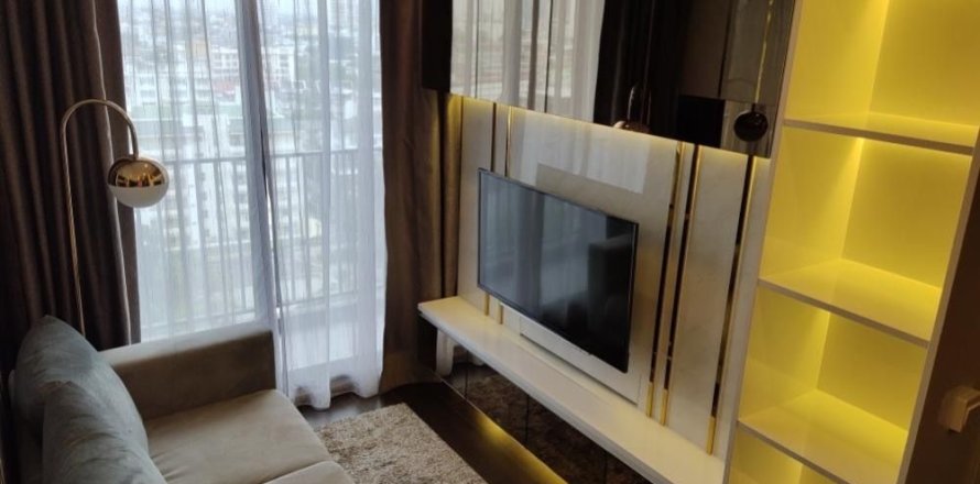 Studio dans le Condo à Watthana, Bangkok, Thaïlande  № 161248