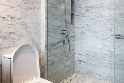 Condo in Watthana, Bangkok, Thailand, 2 bedrooms  № 161247 - photo 23