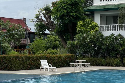 Condo in Pattaya, Thailand, 2 bedrooms  № 147730 - photo 4