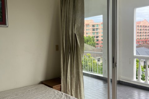 Condo in Pattaya, Thailand, 2 bedrooms  № 147730 - photo 18