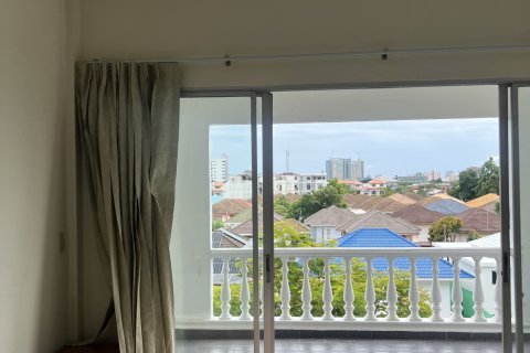 Condo in Pattaya, Thailand, 2 bedrooms  № 147730 - photo 30