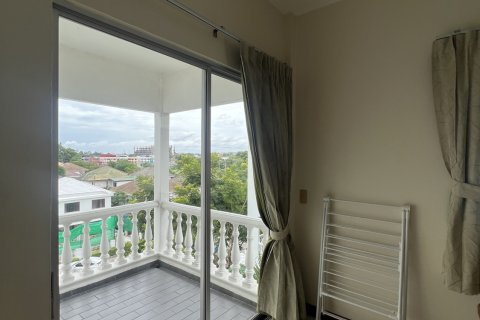Condo in Pattaya, Thailand, 2 bedrooms  № 147730 - photo 16