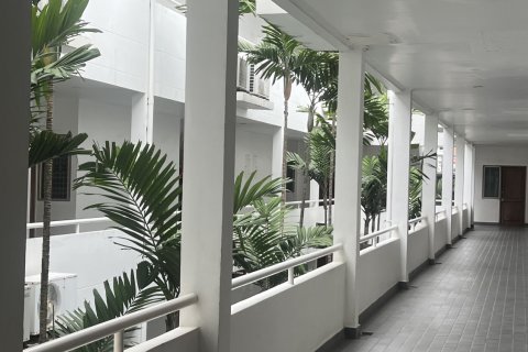 Condo in Pattaya, Thailand, 2 bedrooms  № 147730 - photo 6