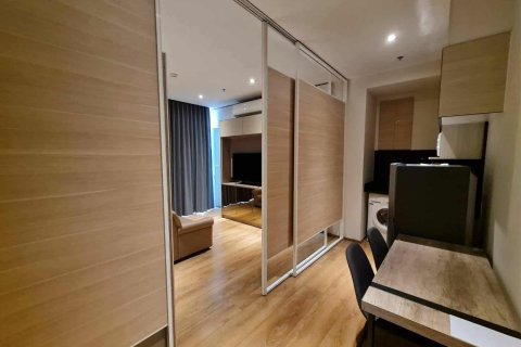 Studio in the Condo in Khlong Toei, Bangkok, Thailand  № 147731 - photo 5