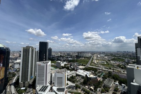 Кондоминиум с 2 спальнями в Хуай Кванге, Бангкок, Таиланд № 147735 - фото 7