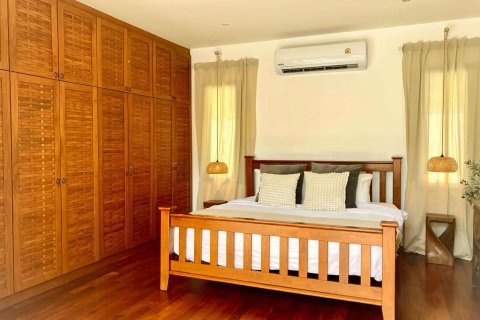 Villa in Phuket, Thailand 2 bedrooms № 144714 - photo 24