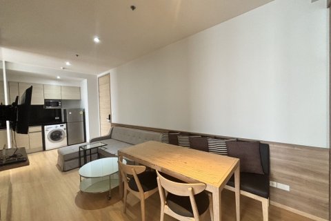 Condo à Khlong Toei, Bangkok, Thaïlande, 2 chambres  № 144711 - photo 5