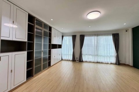 Таунхаус в Ванг Тонг Ланге, Бангкок, Таиланд с 4 спальнями  № 144713 - фото 17