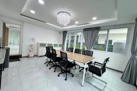 Таунхаус в Ванг Тонг Ланге, Бангкок, Таиланд с 4 спальнями  № 144713 - фото 5