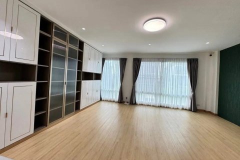 Таунхаус в Ванг Тонг Ланге, Бангкок, Таиланд с 4 спальнями  № 144713 - фото 19