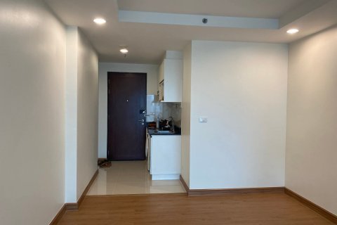 Кондоминиум с 2 спальнями в Чатучаке, Бангкок, Таиланд № 144716 - фото 6