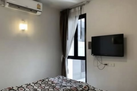 Studio dans le Condo à Watthana, Bangkok, Thaïlande № 154808 - photo 2