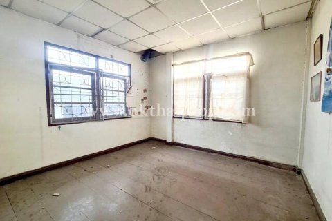 Maison à Nonthaburi, Thaïlande 4 chambres № 154810 - photo 9