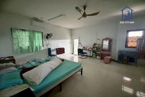 Land in Ban Lam Luk Ka, Thailand 4800 sq.m. № 154811 - photo 14