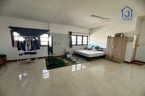 Land in Ban Lam Luk Ka, Thailand 4800 sq.m. № 154811 - photo 8