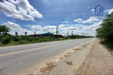 Land in Ban Lam Luk Ka, Thailand 4800 sq.m. № 154811 - photo 2