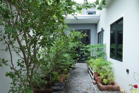 Maison à Pathum Thani, Thaïlande 5 chambres № 154812 - photo 8