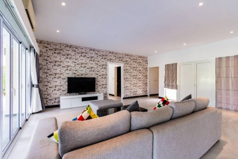 Вилла в Хуа Хине, Таиланд с 3 спальнями  № 114035 - фото 6