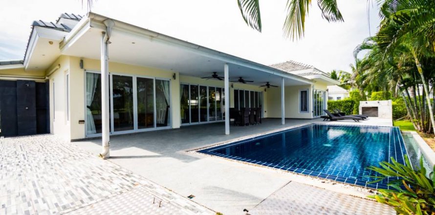 Вилла в Хуа Хине, Таиланд с 3 спальнями  № 114035