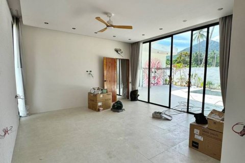 Villa in Surat Thani, Thailand 2 bedrooms № 114037 - photo 4