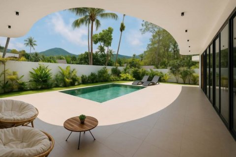 Villa in Surat Thani, Thailand 2 bedrooms № 114037 - photo 1