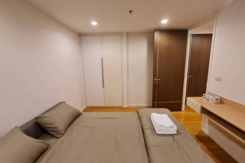 Condo in Bangkok, Thailand, 3 bedrooms  № 114040 - photo 9