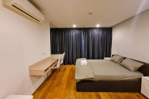 Condo in Bangkok, Thailand, 3 bedrooms  № 114040 - photo 7