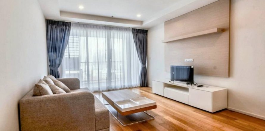 Condo in Bangkok, Thailand, 3 bedrooms  № 114040
