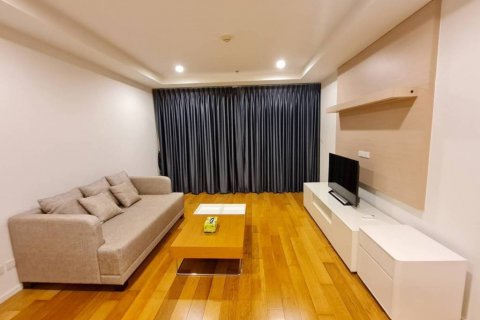 Condo in Bangkok, Thailand, 3 bedrooms  № 114040 - photo 3