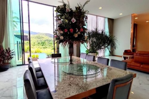 Villa in Mae Rim, Thailand 4 bedrooms № 135544 - photo 8