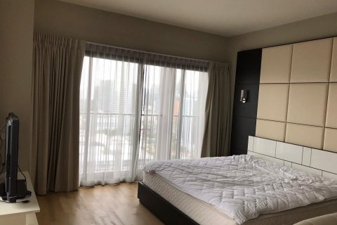 Condo in Watthana, Bangkok, Thailand, 2 bedrooms  № 135545 - photo 3