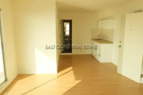 Condominio de 1 dormitorio en Pattaya, Tailandia № 213525 - foto 2