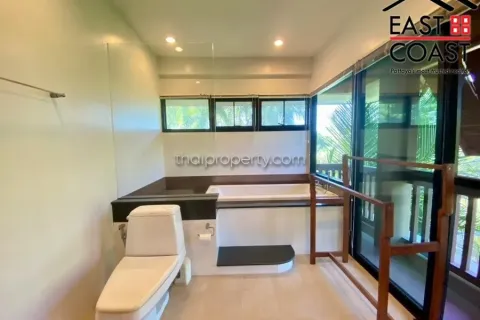 Casa de 3 dormitorios en Pattaya, Tailandia № 213526 - foto 30