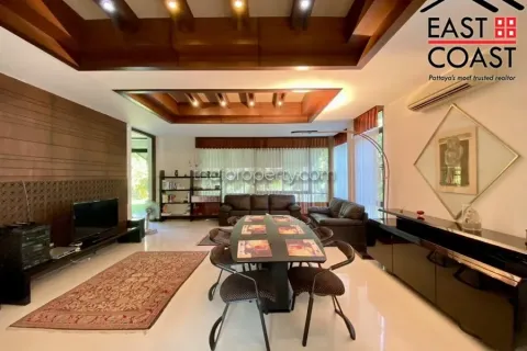 Casa de 3 dormitorios en Pattaya, Tailandia № 213526 - foto 5