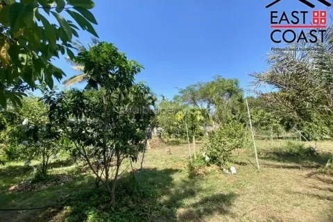 Terreno en Pattaya, Tailandia № 213527 - foto 11