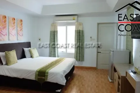 Casa de 9 dormitorios en Pattaya, Tailandia № 213522 - foto 6