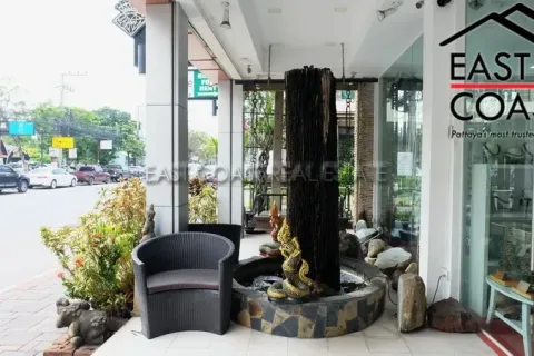 Casa de 9 dormitorios en Pattaya, Tailandia № 213522 - foto 5