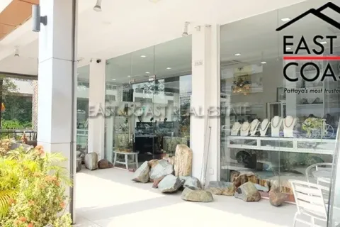 Casa de 9 dormitorios en Pattaya, Tailandia № 213522 - foto 4